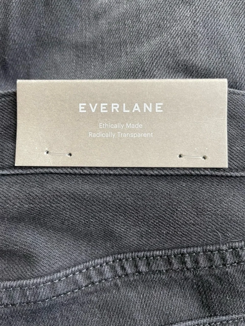 New Everlane Women Super Soft Straight Leg Jeans Black Size 28 - Picture 4 of 9